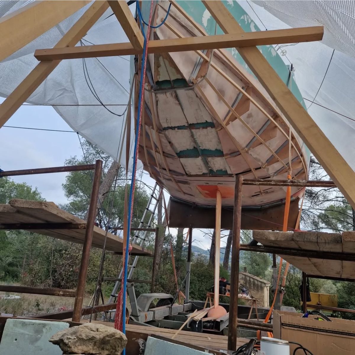 avant rénovation bateau strateck